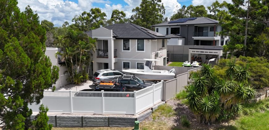 1 Manra Way, Pacific Pines, Qld 4211