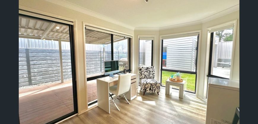 1 Manra Way, Pacific Pines, Qld 4211