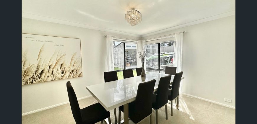 1 Manra Way, Pacific Pines, Qld 4211