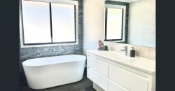 1 Manra Way, Pacific Pines, Qld 4211